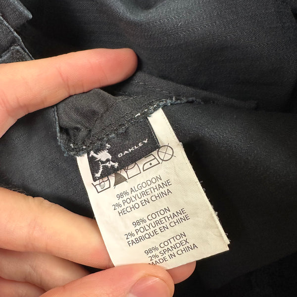 Vintage Oakley Cargo Shorts, Size 32