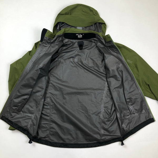 Arc’teryx Beta LT, Size Small