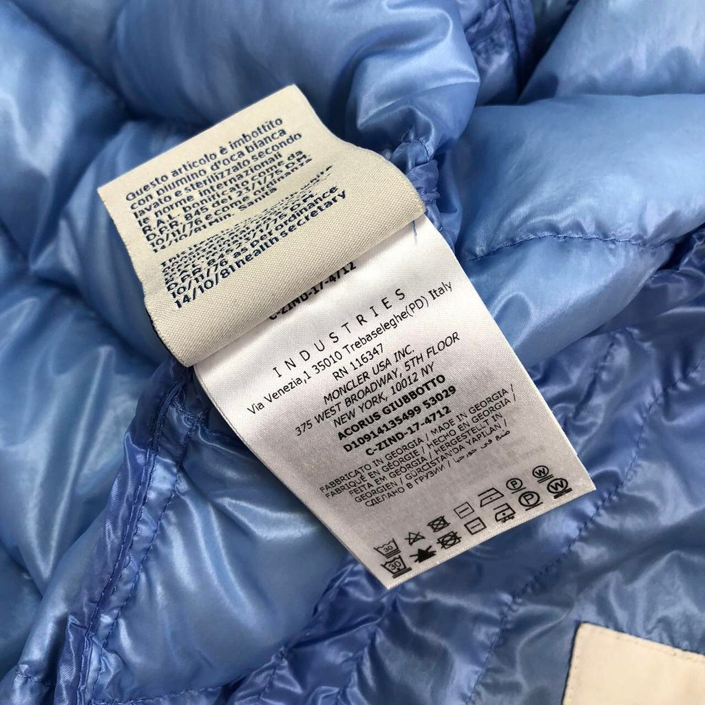 Moncler clearance size small