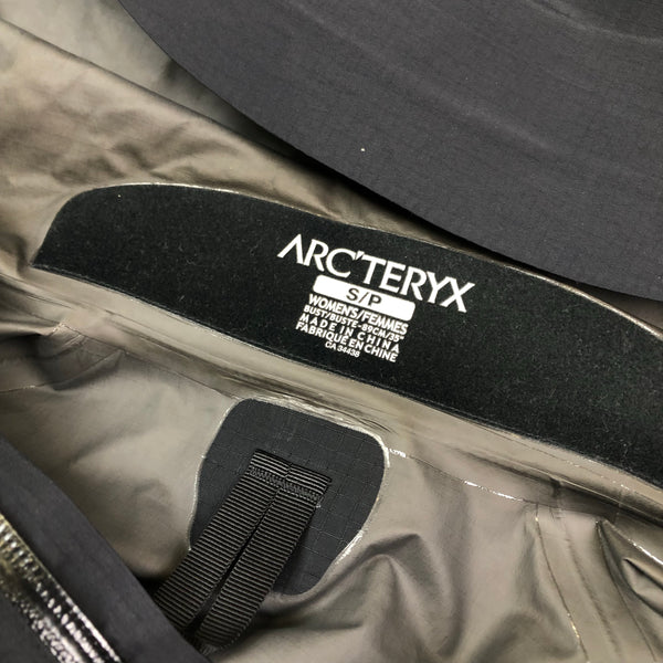 Arc’teryx Beta SL, Size Small
