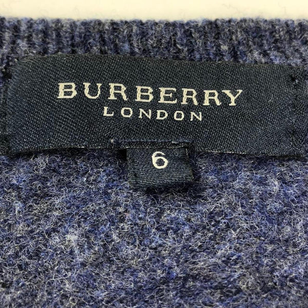 Burberry Knit, Size Medium
